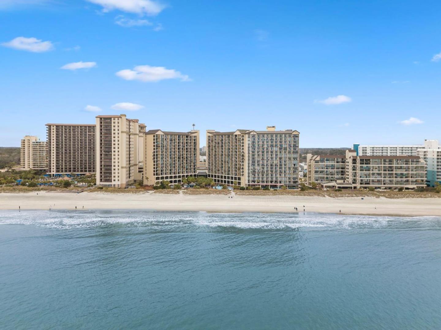 Апартаменты Luxury Ocean Front By Barefoot Landing Миртл-Бич Экстерьер фото