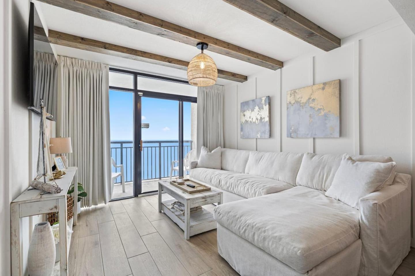 Апартаменты Luxury Ocean Front By Barefoot Landing Миртл-Бич Экстерьер фото