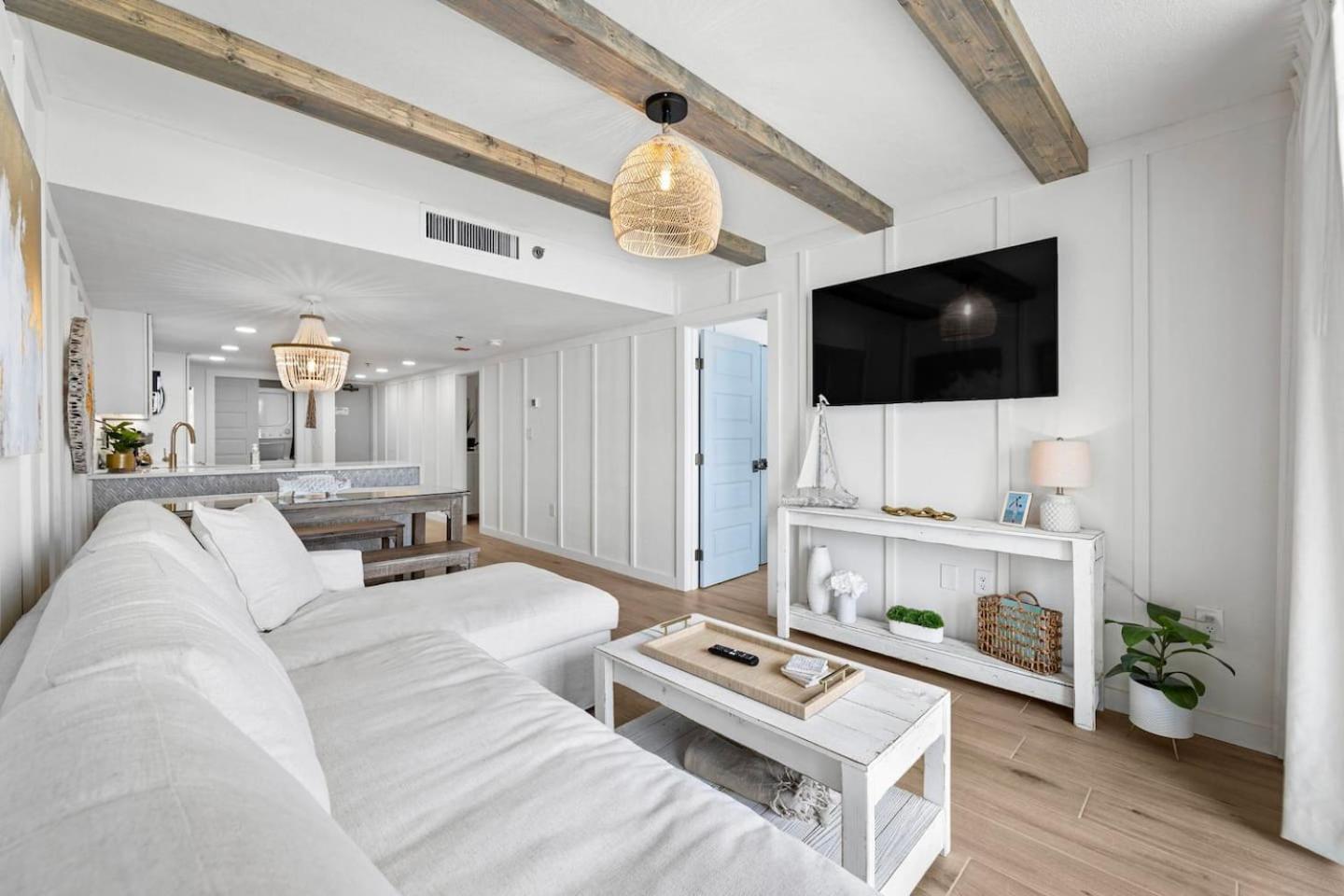 Апартаменты Luxury Ocean Front By Barefoot Landing Миртл-Бич Экстерьер фото