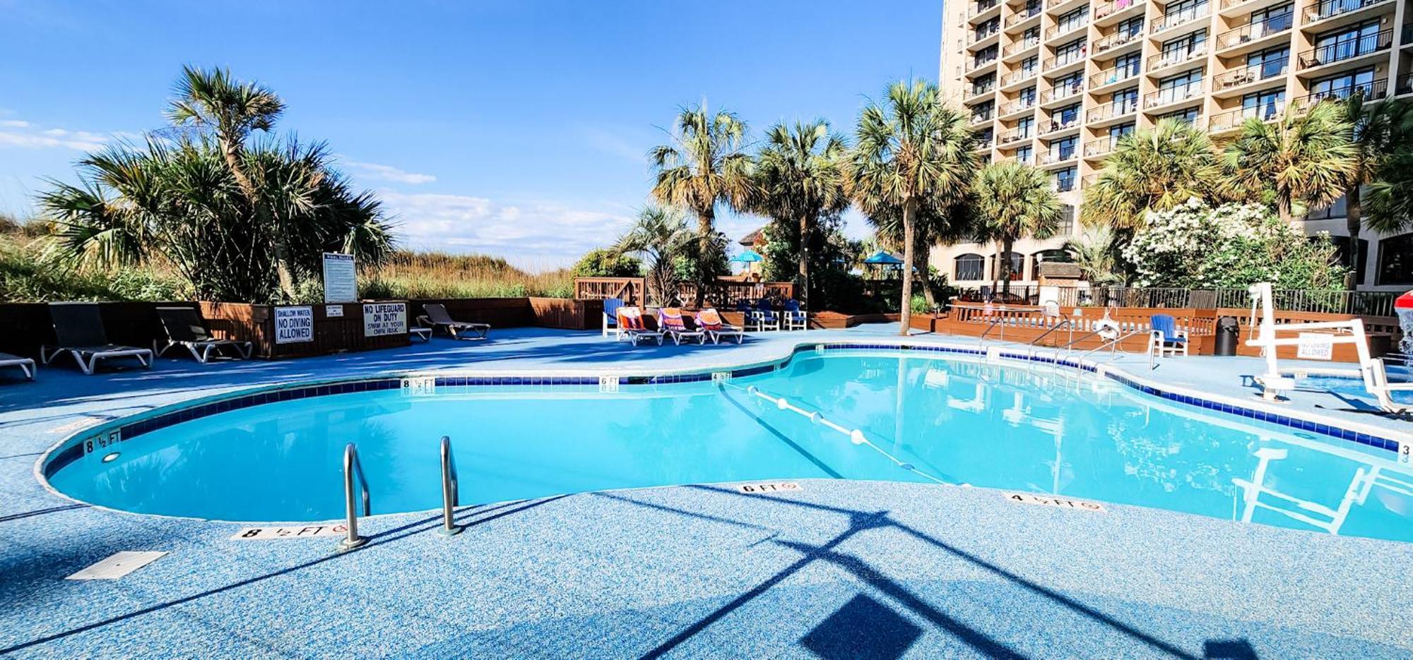 Апартаменты Luxury Ocean Front By Barefoot Landing Миртл-Бич Экстерьер фото